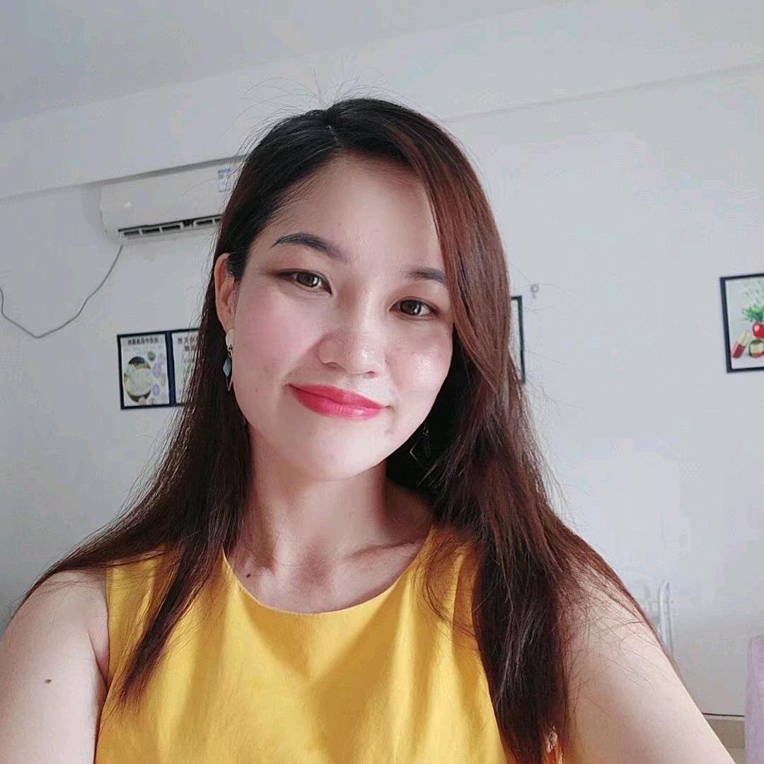 爱笑的女孩