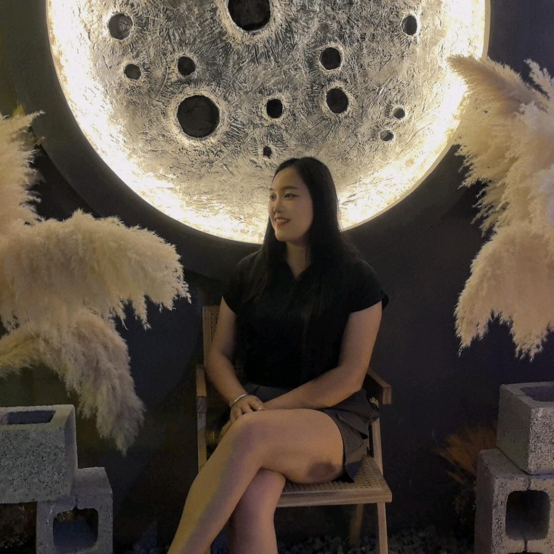 叶子🍁（请勿连赞）