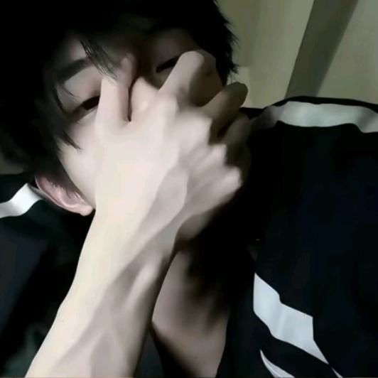 烫手的冰.𝙯ᙆ