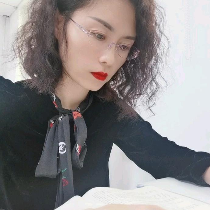柒月（爱的唤醒）