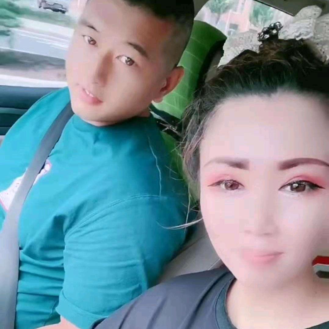 伟，，，