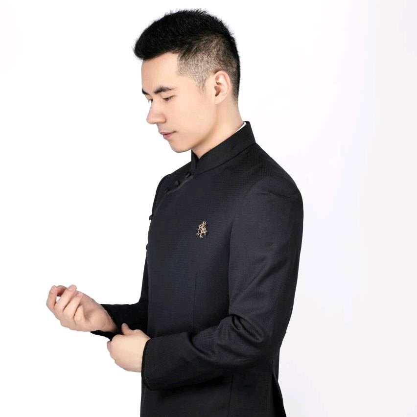 西双版纳主持人吴刚