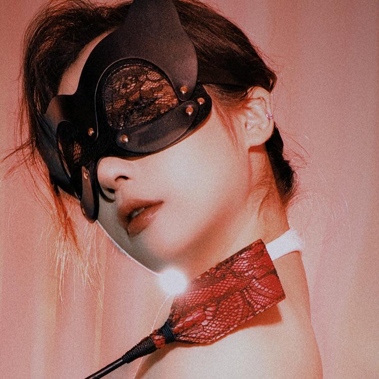 珟_珏Dita