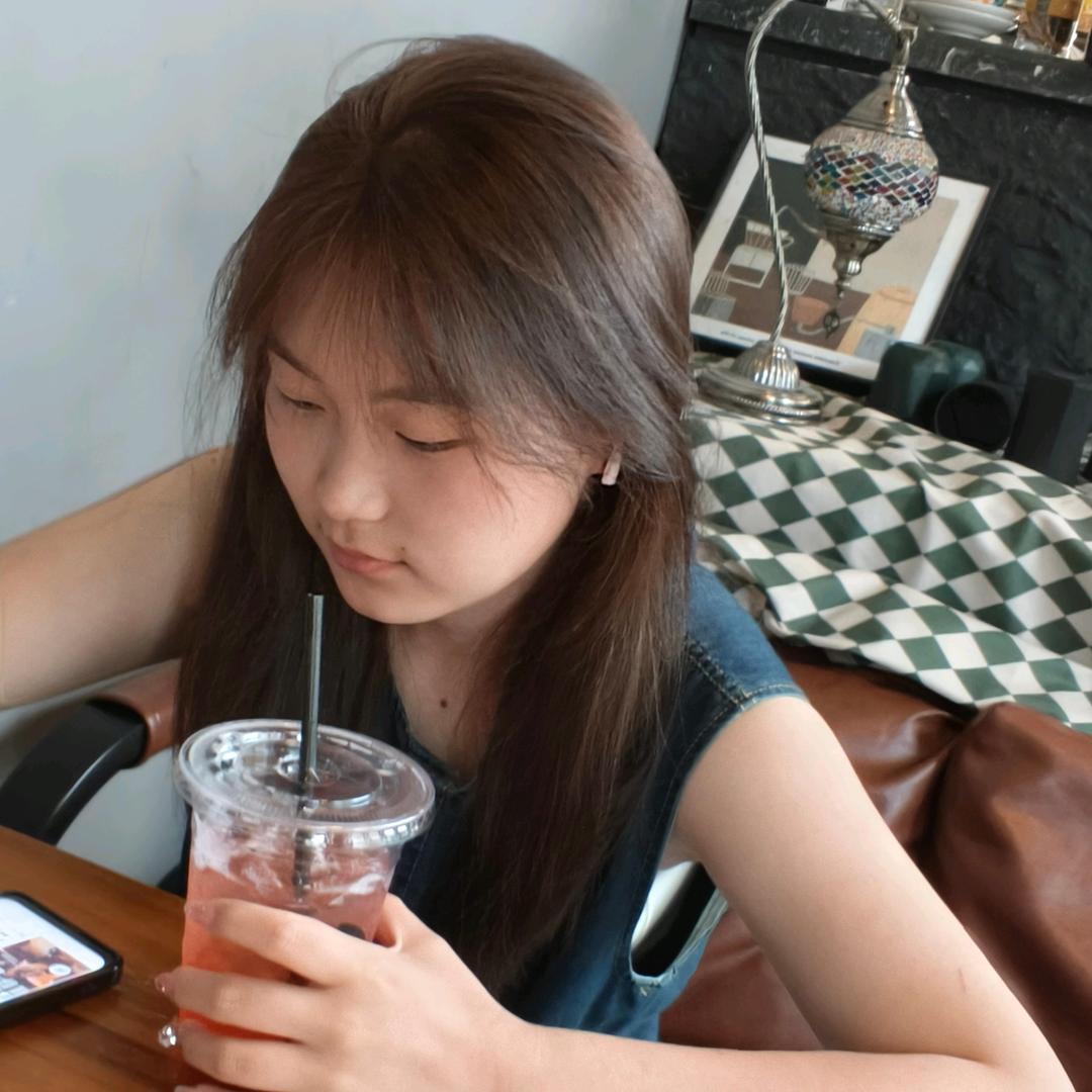 霞儿