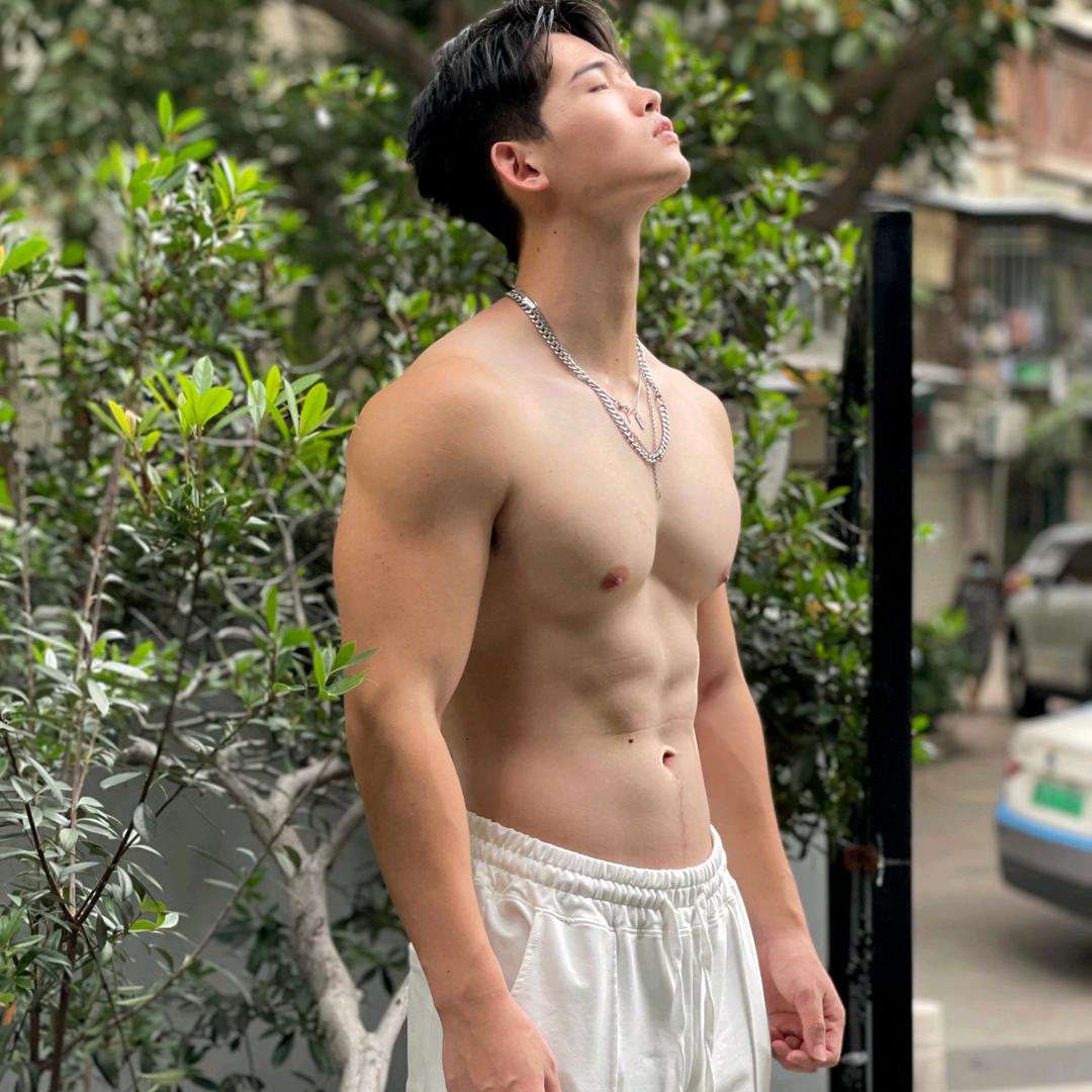 小叔恋爱脑(健身版)
