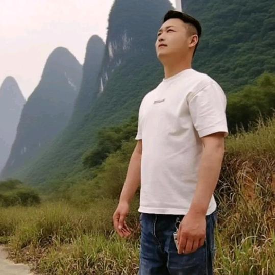 🇨🇳橄榄绿🇨🇳兵哥