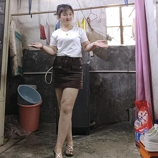 一个人在东莞塘厦