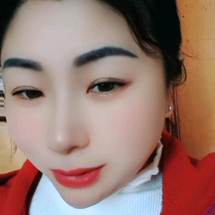 萫奈尔
