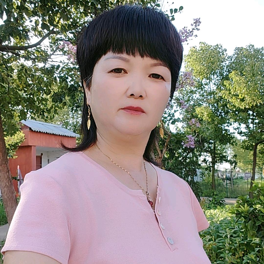 傲雪寒梅