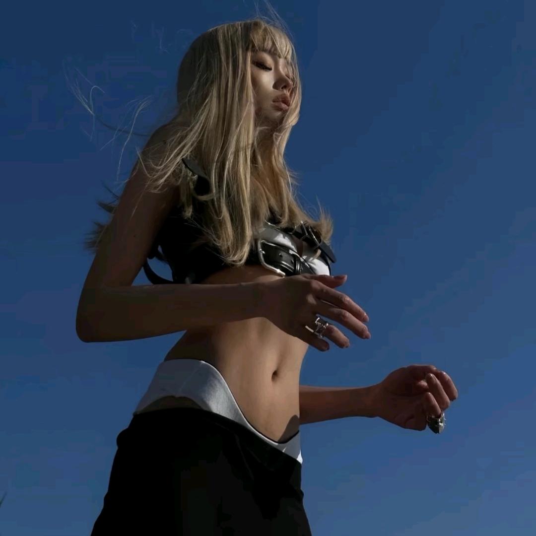 小张.
