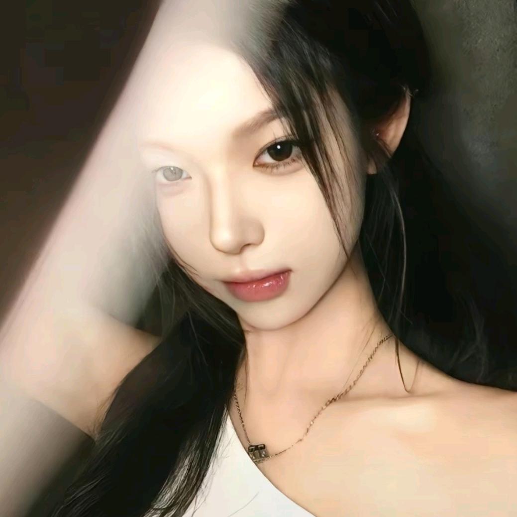 一只iuu𓆟𓆡.