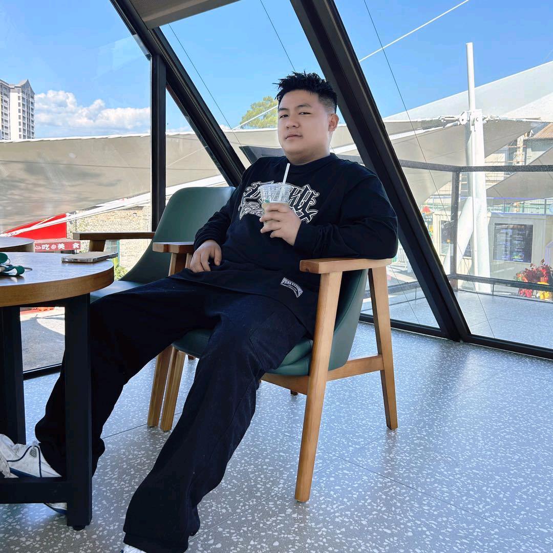 芒市屹鑫二手车交易