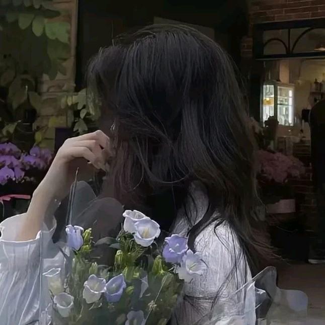珞🎀