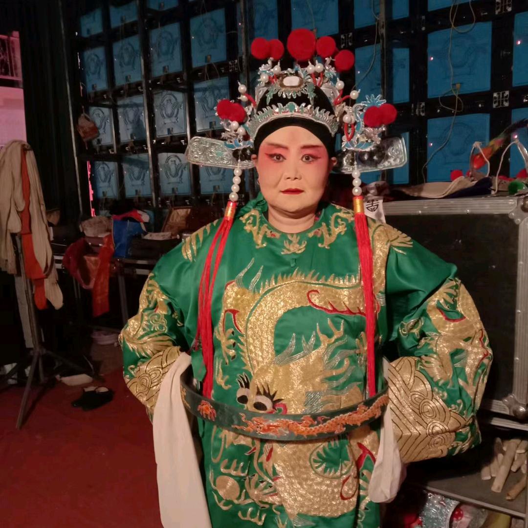 🌹开心果小红🌹