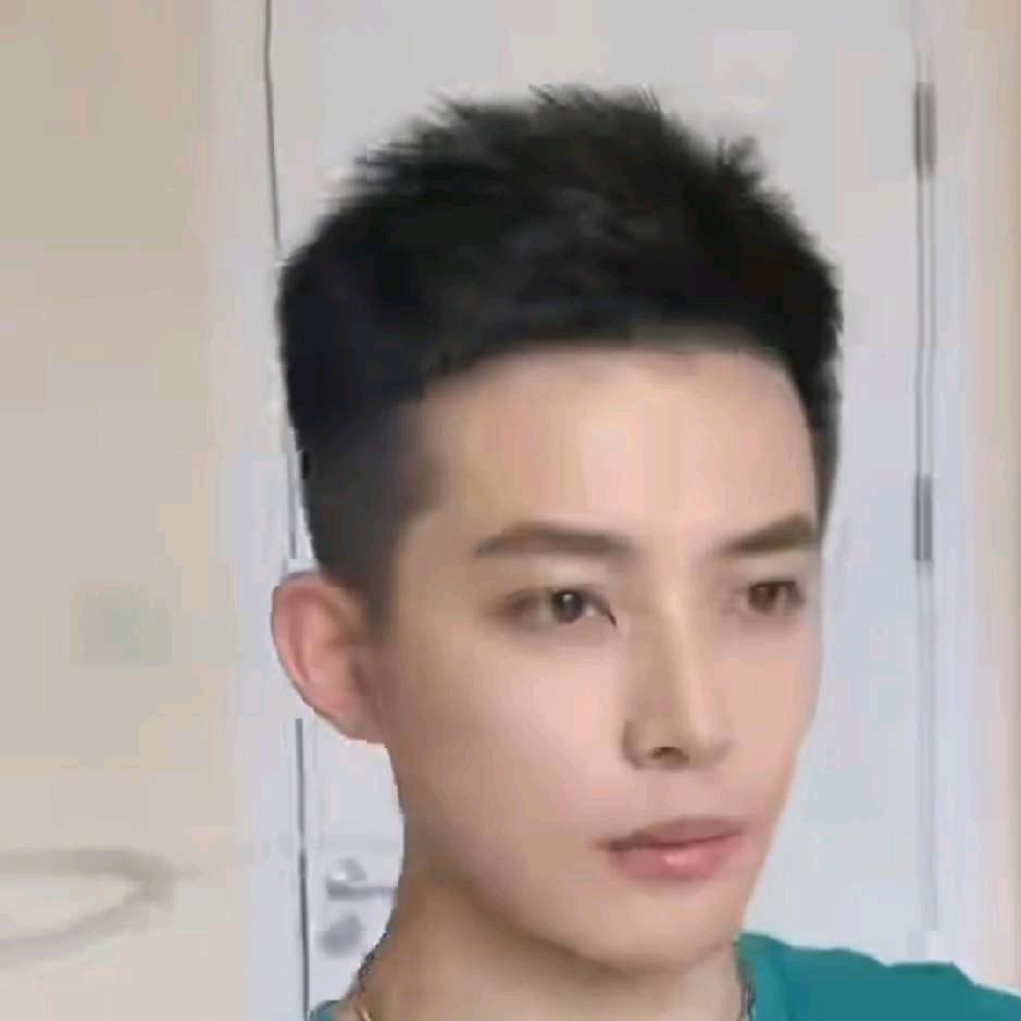 ˚*̥(∗*⁰͈꒨⁰͈)*̥哇哦~