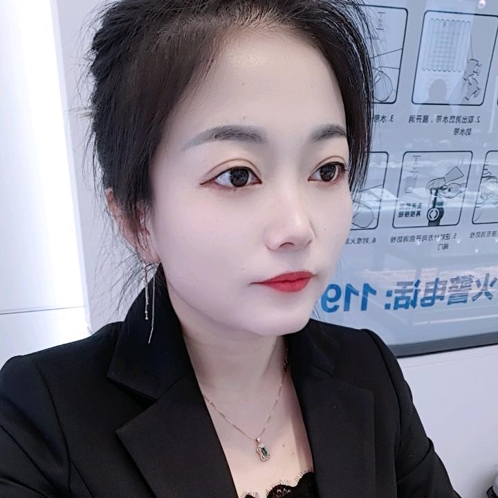 哆啦A梦  芳