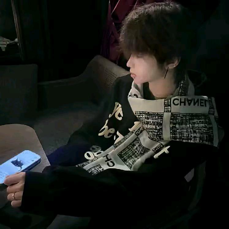 卖核弹的小男孩