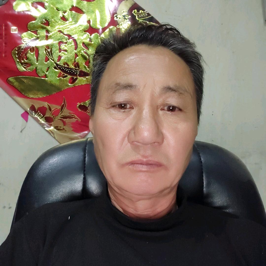 小时光石膏娃娃