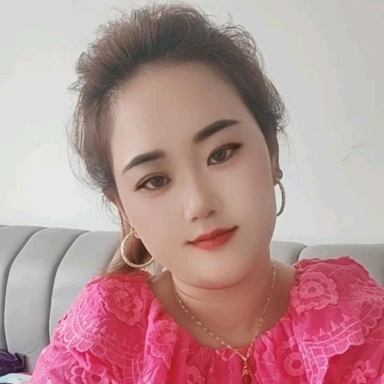 开红旗婚车的飞姐