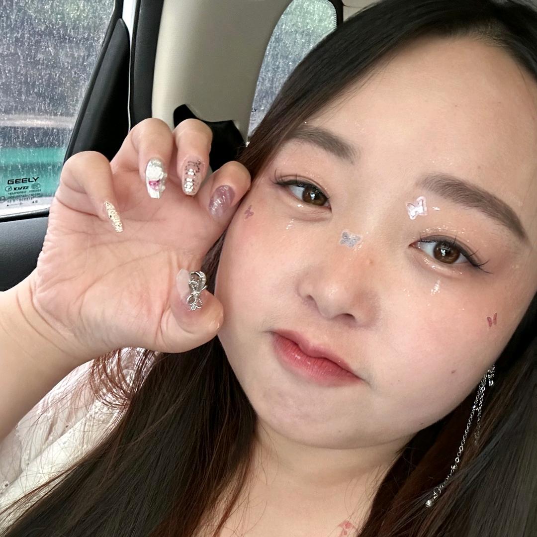 胖晶的大码穿搭