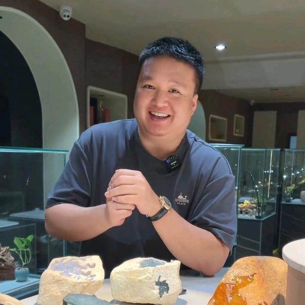 凹凸翡翠敏哥