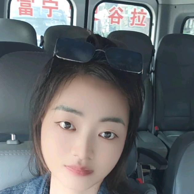 富宁～谷拉班线九座商务车