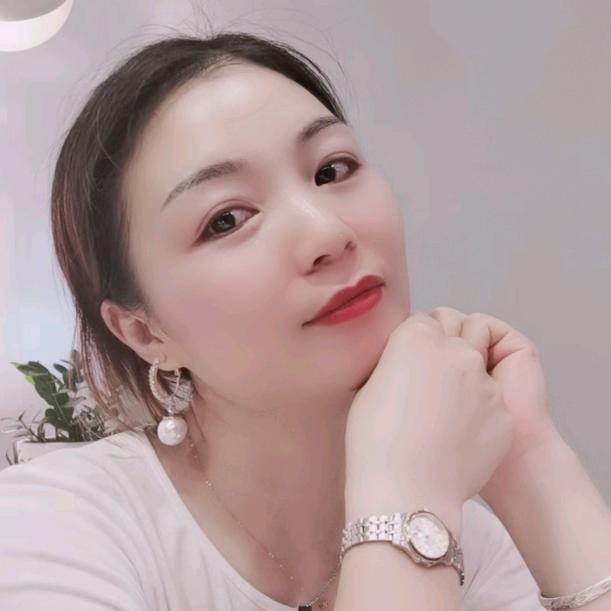 土家酱香饼老板娘