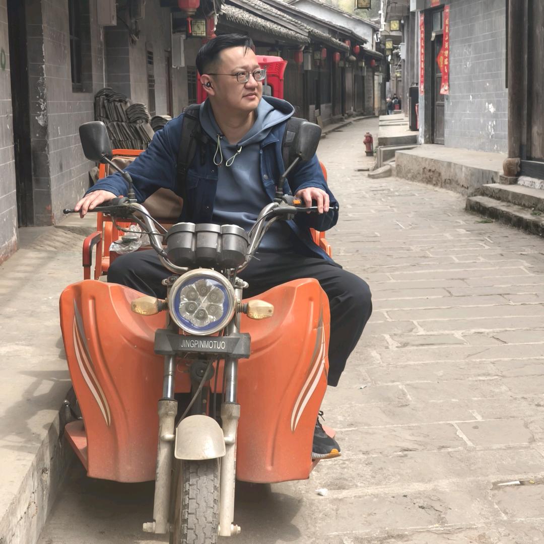 强子爱生活