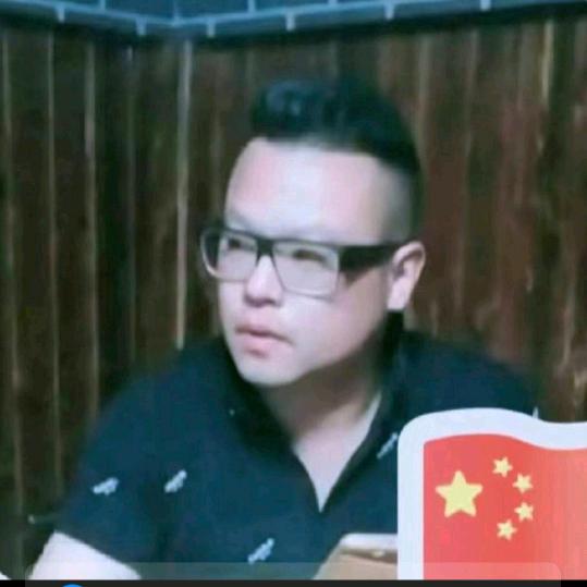 Jackie 圣弘 (需要女助理)