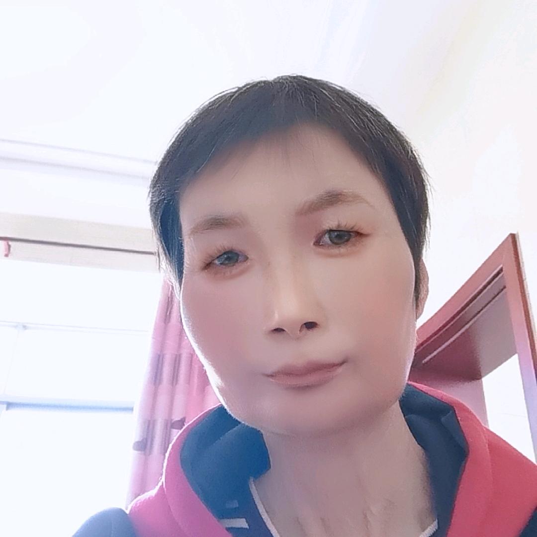 杨梅芳