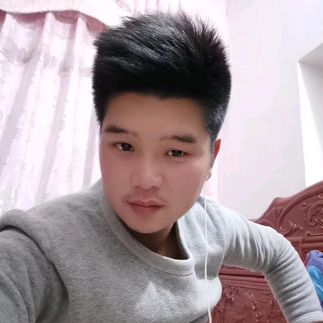 大木岭放养黑山羊