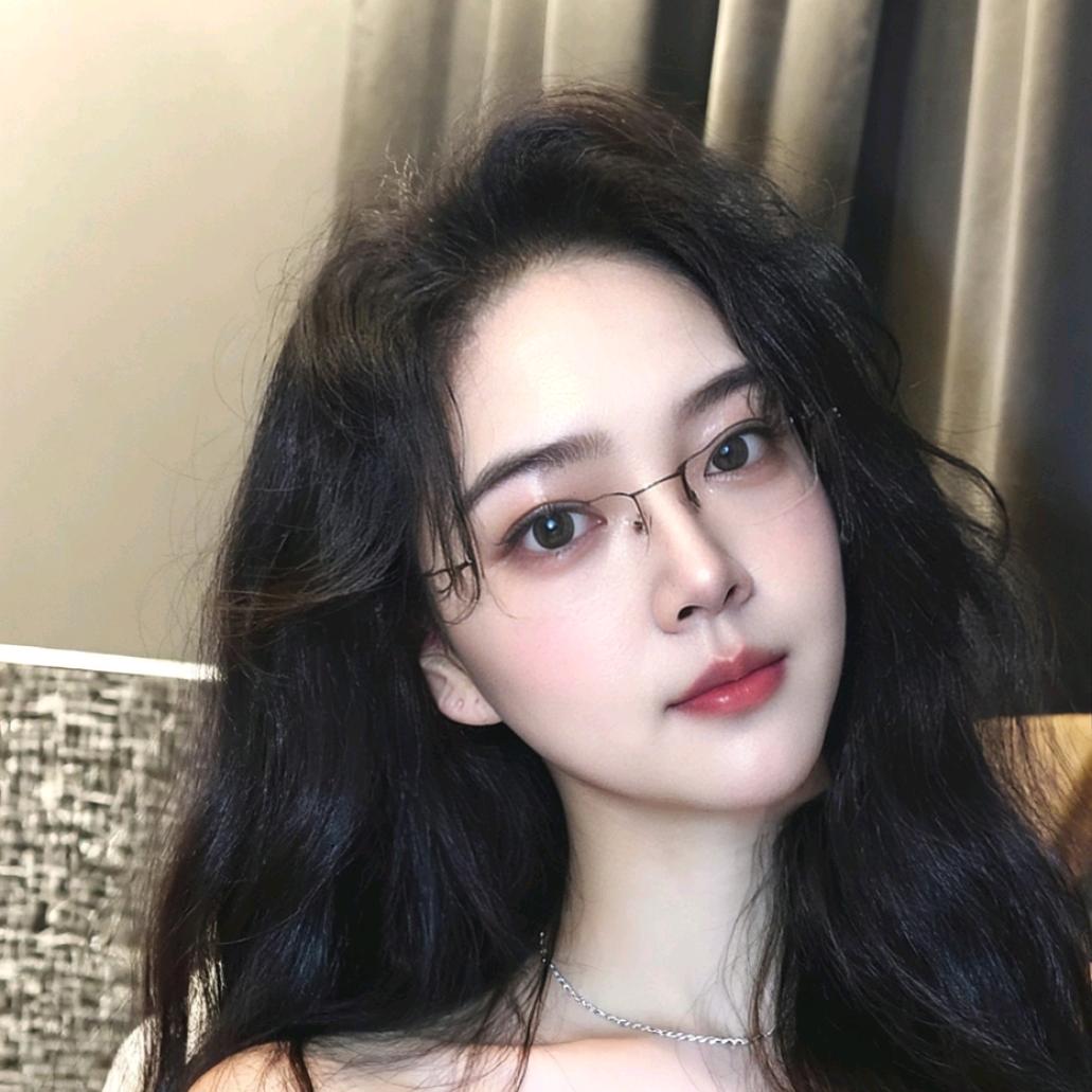 🥰默默💄