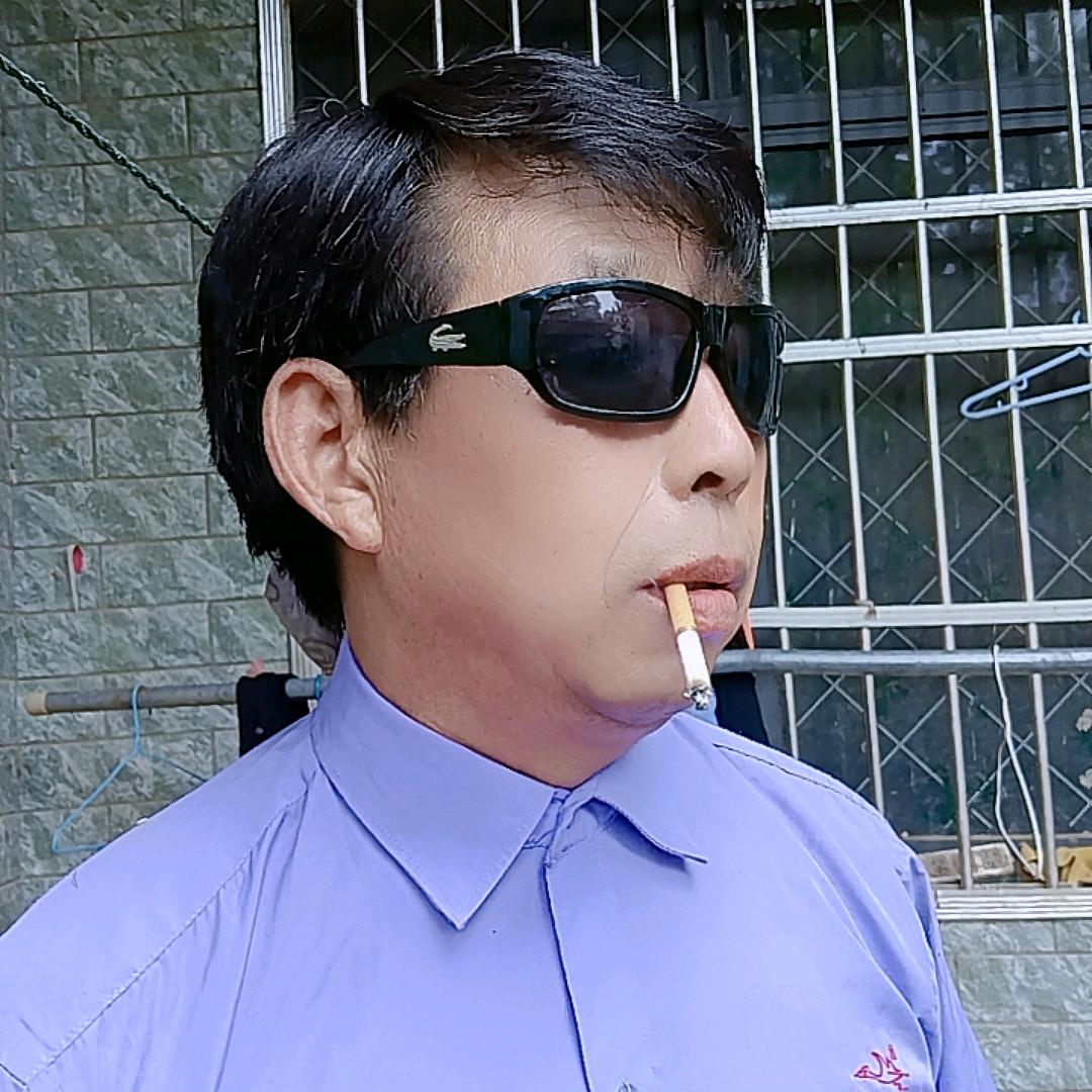 杠哥