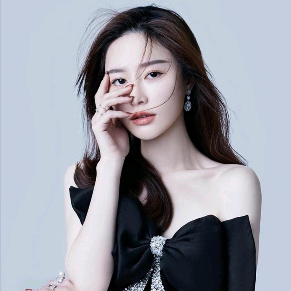 邱莹莹直播精选穿搭