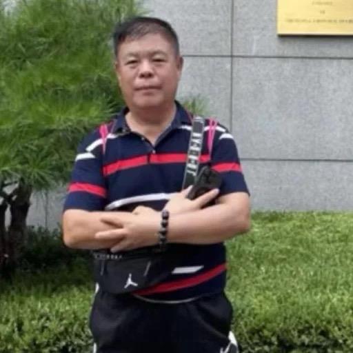 哏都二哥