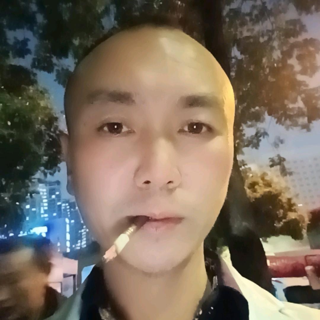 芳玉。芳艳。芳丽。