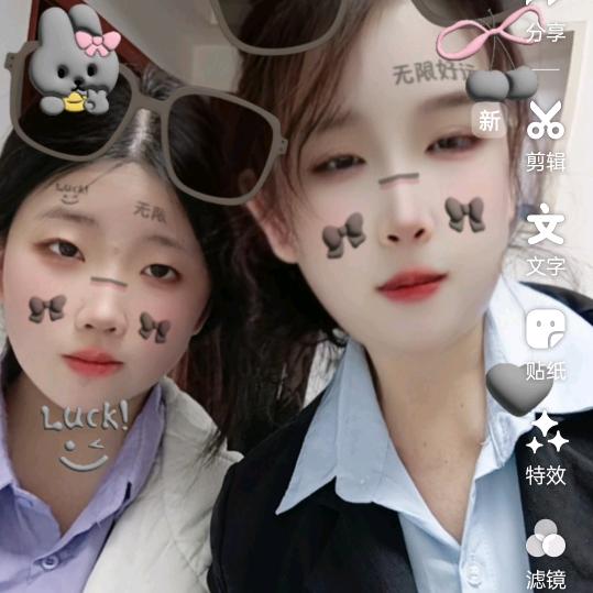单只蝴蝶🦋