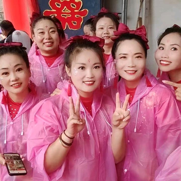 长垣市梁寨俏媳妇鼓舞团～朱朱