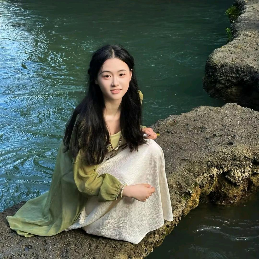 一颗西柚呀🌹