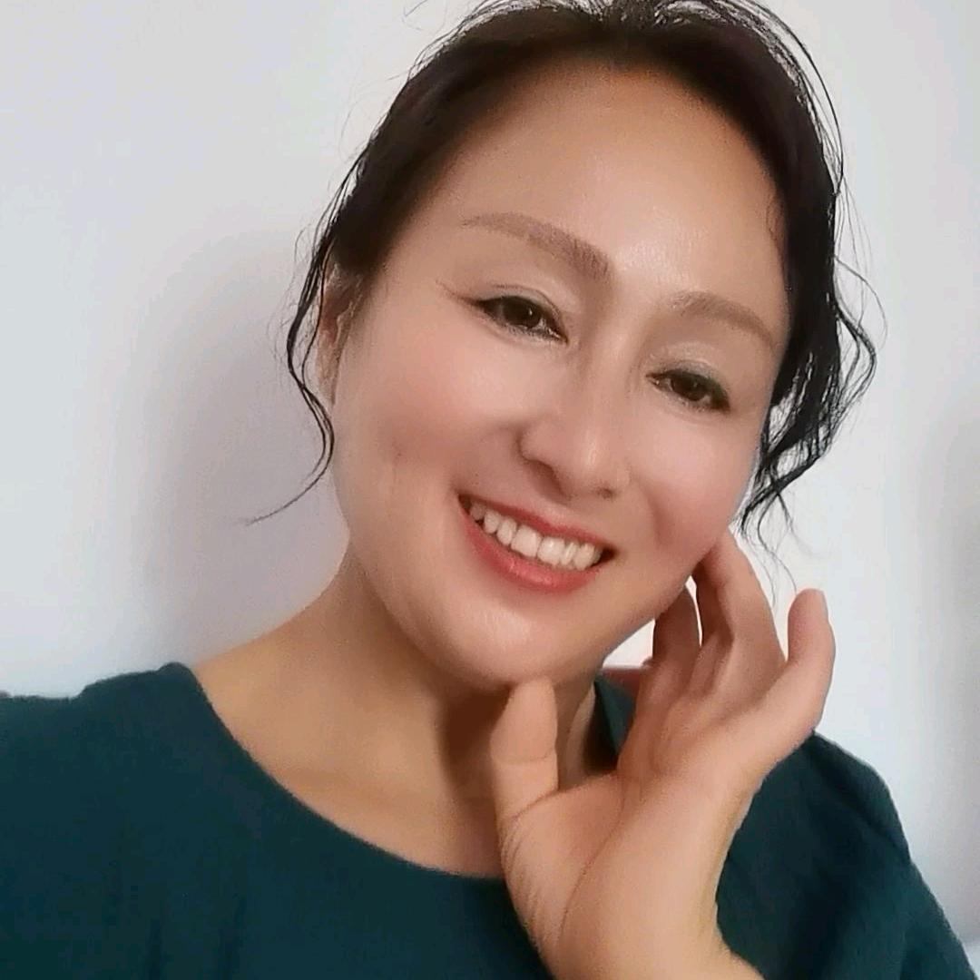 罗姐🎤开播号在主页（下午1点20)