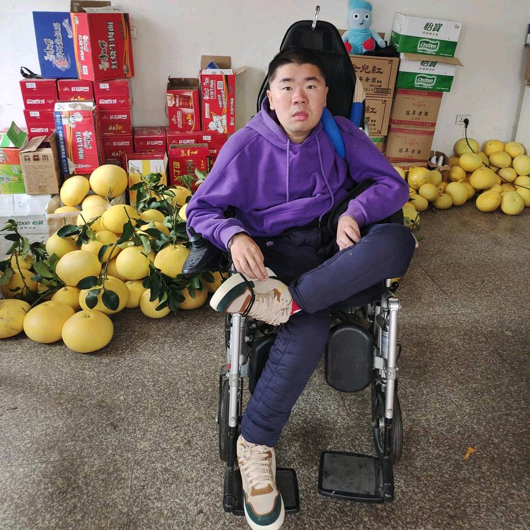 奇奇与妈妈（渐冻人）