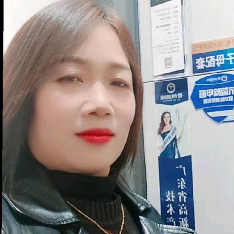 誉诚国际瓷砖信丰县总代理何细英