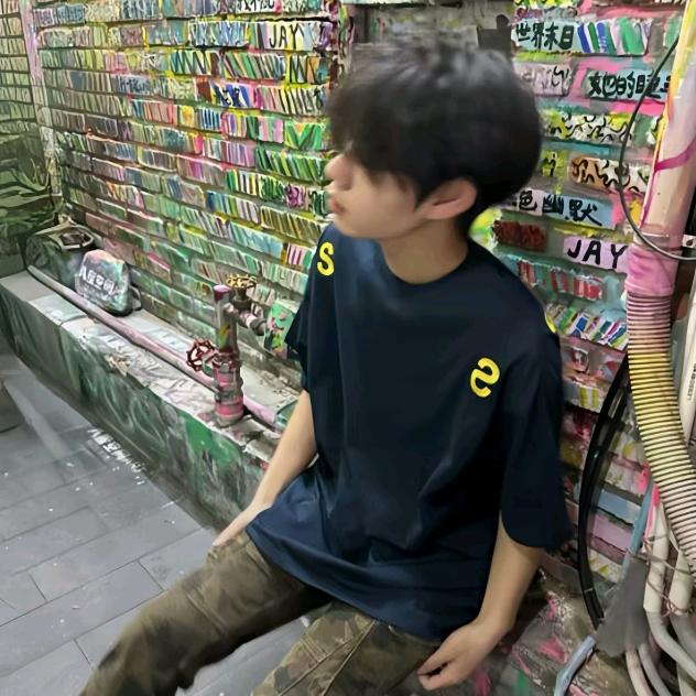 柏昌意.