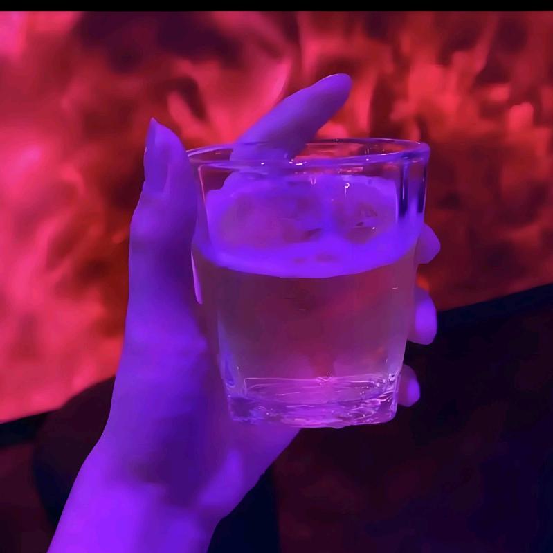 酒肉穿肠过*美女心中留
