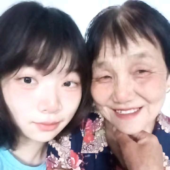王法梅.