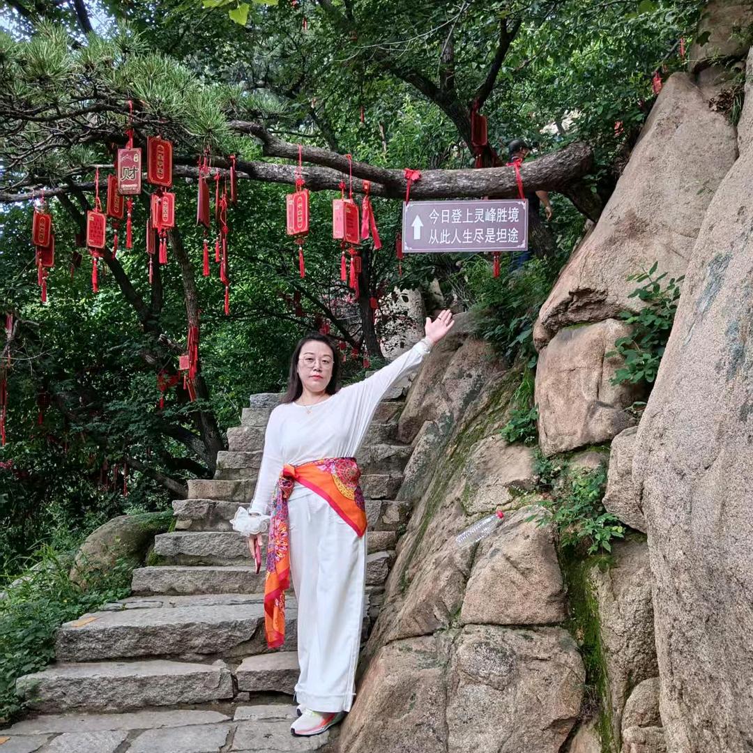 依诺岩板&…（香妃）