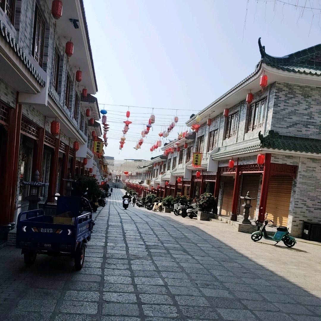 金湾