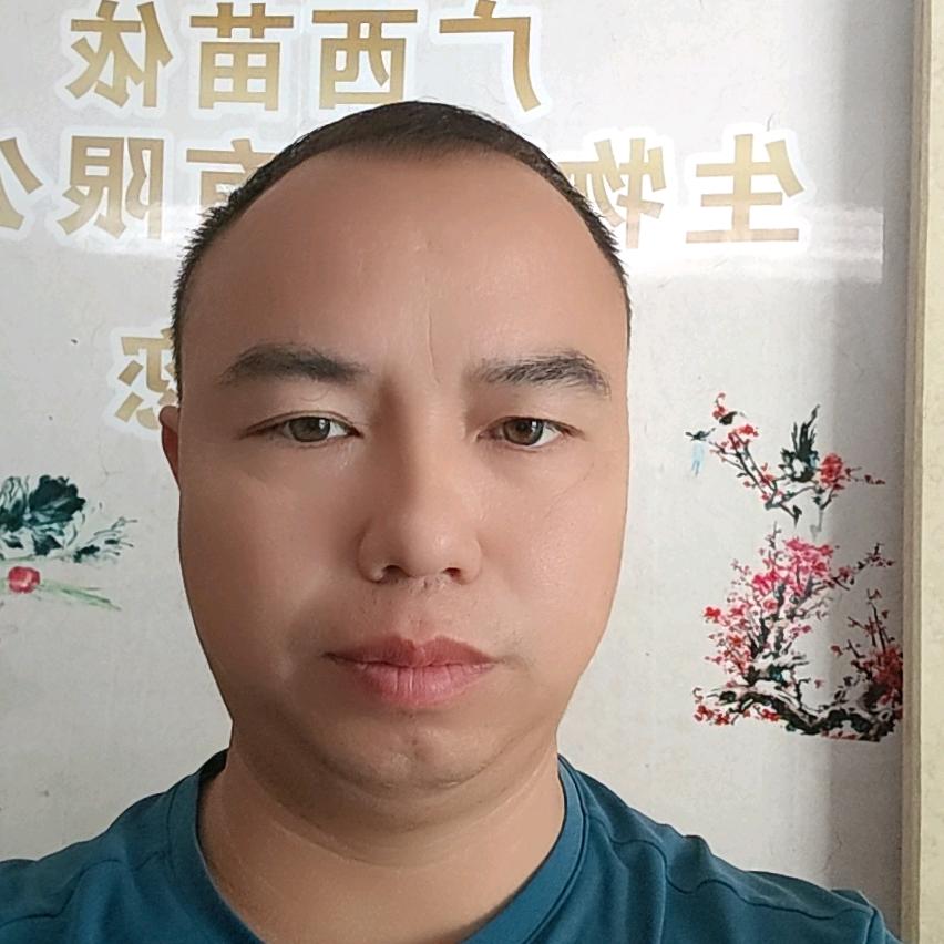 健哥（广西苗依生物科技有限公司销售总经理