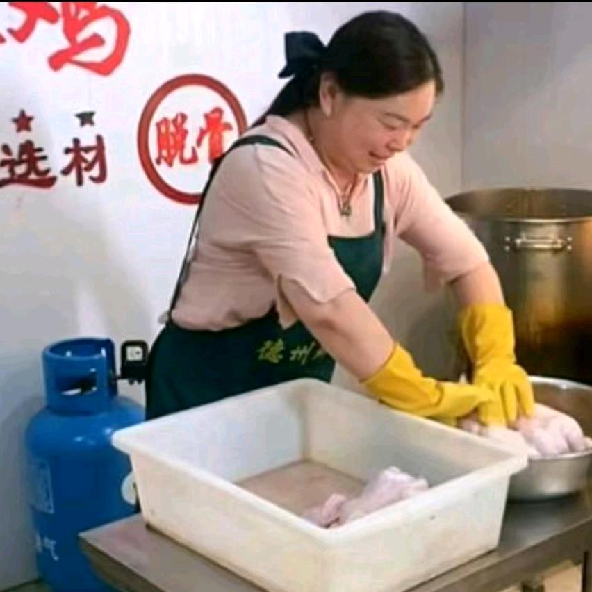 赵姐卤味官方号