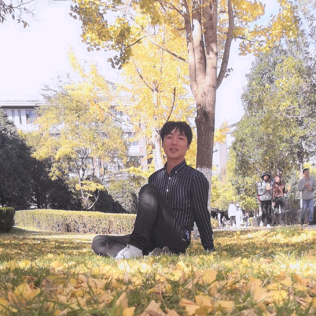 杨杨👩‍❤️‍👩得意